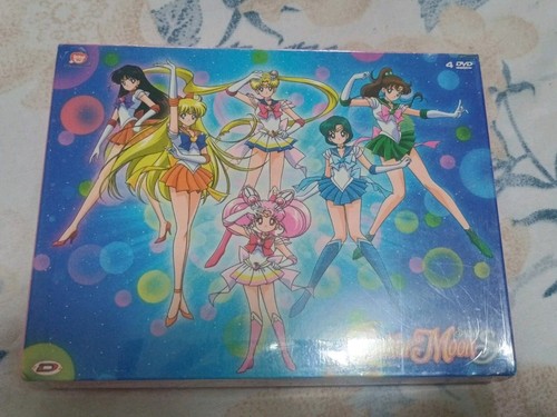 Sailor moon super - moon, s